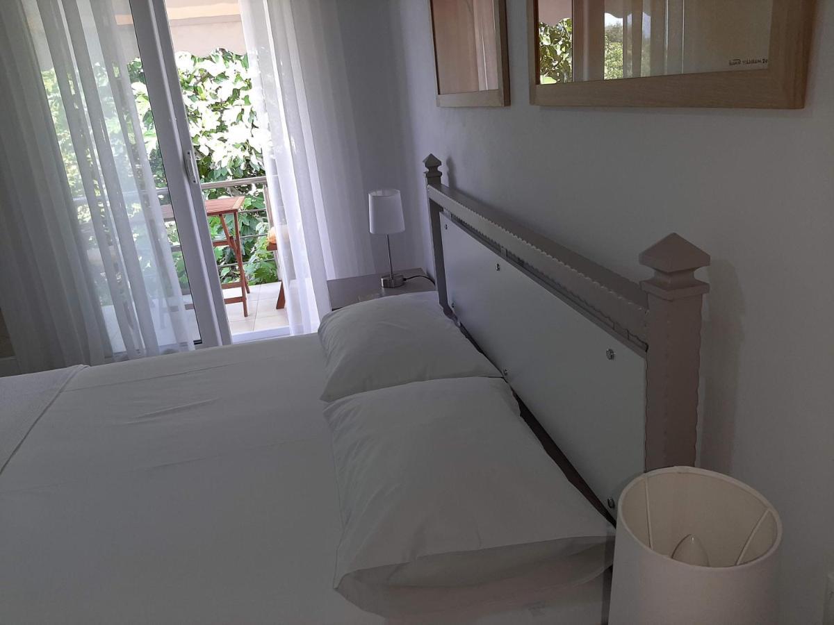 Meto Rooms Саранда Екстер'єр фото